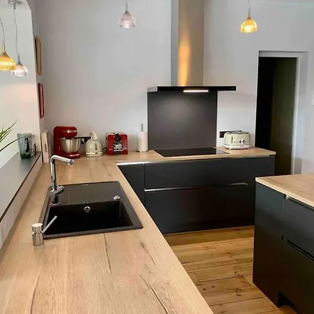 Grande Familiale Pres Du Bassin - 180m2 Villa