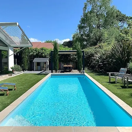 Grande Familiale Pres Du Bassin - 180m2 *